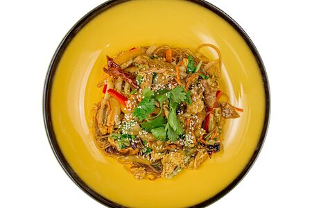 Бататовая лапша с уткой по-пекински