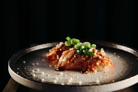 Суши Ментайко абури тунец