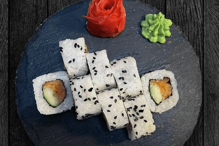 С лососем и огурцом