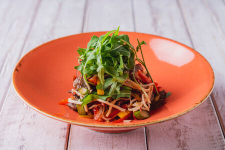 Салат с говяжьей вырезкой