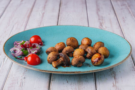 Шашлык из шампиньонов