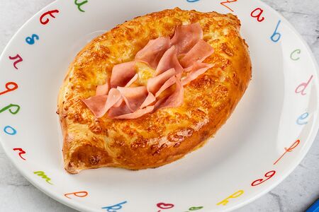 Хачапурик с ветчиной и сыром 