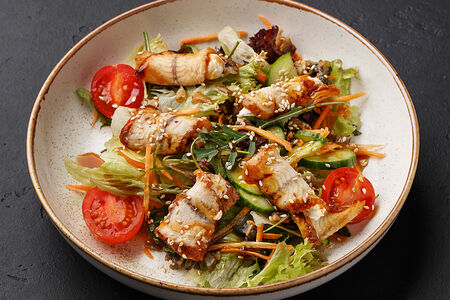 Салат с угрем