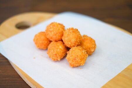 Сырные шарики