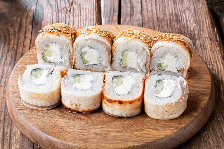 Ролл Филадельфия Угорь