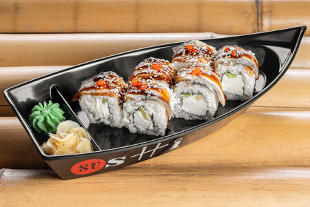 Ролл Унаги то икура