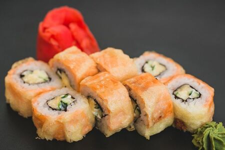 Ролл Лосось темпура