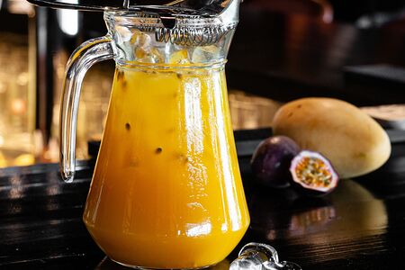 Лимонад Манго-маракуйя