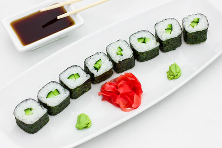 Ролл с огурцом