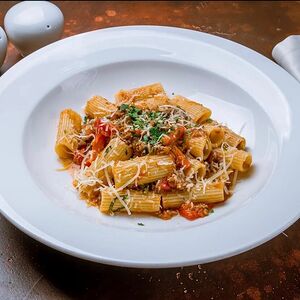 Ригатони Болоньезе