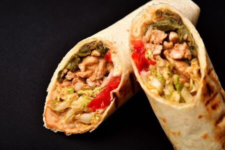 Тортилас с курицей и сыром