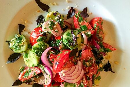 Салат По-грузински овощной