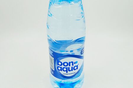 Минеральная вода bon aqua