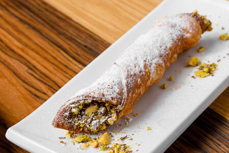 Десерт Канноли