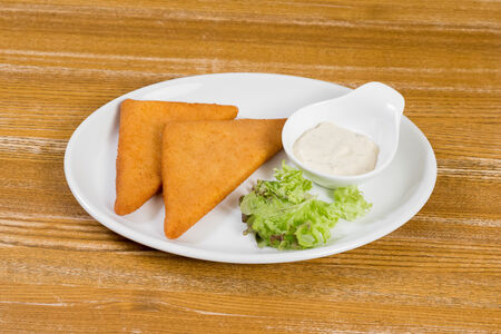 Сыр жареный