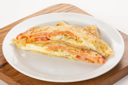 Блин Цезарь по-русски с семгой