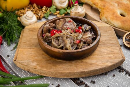 Куриная печень по-грузински