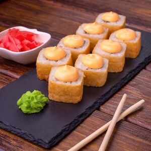 Ролл Горячий сырный цыпленок