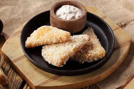 Сыр Сулугуни, жареный в сухарях