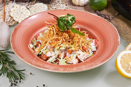 Салат куриный с картофелем пай