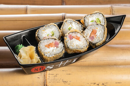 Горячий ролл Ома