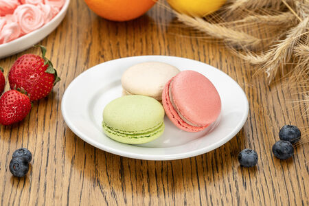 Десерт Макаронс