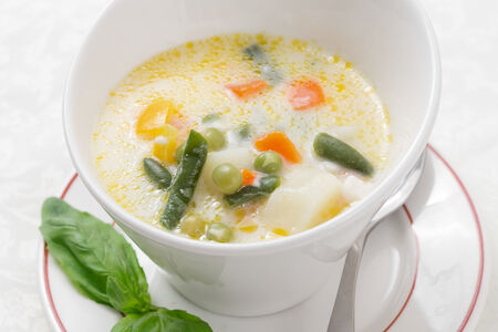 Суп сырный с зеленым горошком