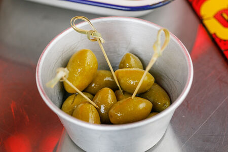 Оливки зеленые