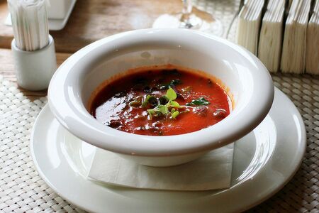 Суп томатный с таджасскими оливками