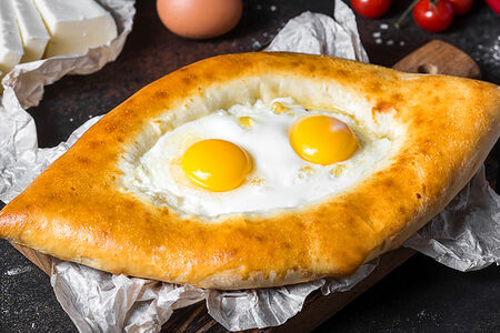 Хачапури по-аджарски