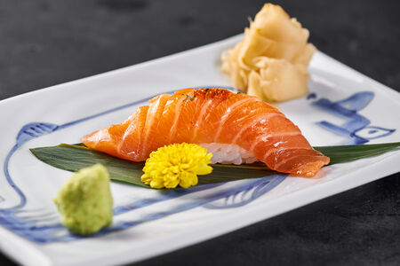 Суши Лосось