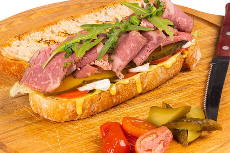 Сэндвич с пастрами