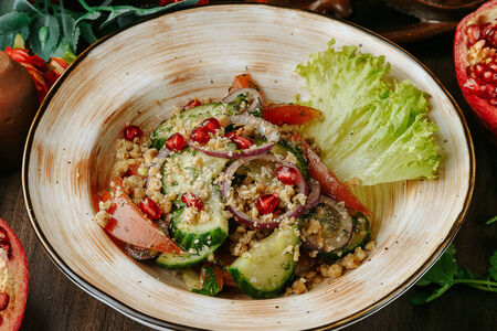 Салат Овощной по-грузински с орехами