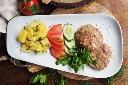 Паровые котлеты из телятины