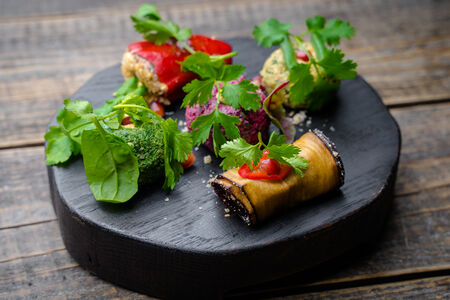 Ассорти из пхали