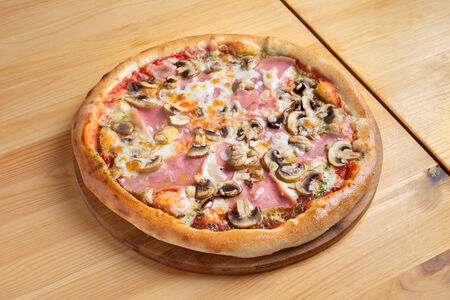 Пицца Ветчина и грибы