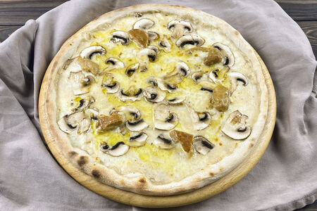 Пицца Грибная с трюфельным соусом