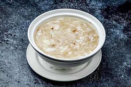 Суп из акульих плавников и крабового мяса