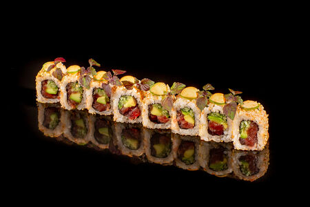 Ролл Чили Магуро