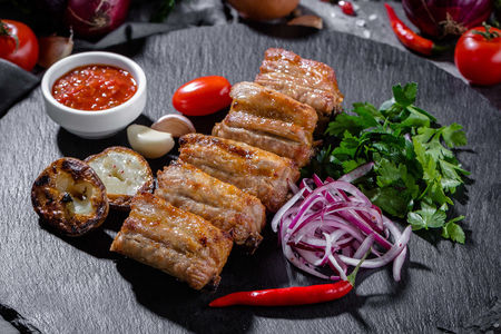 Шашлык из свиных ребрышек