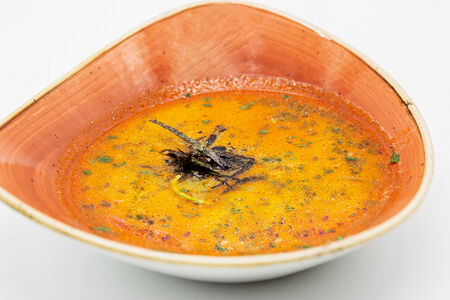 Суп Том Ям с курицей и креветками