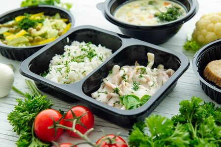 Рис с кальмарами в сливочном соусе