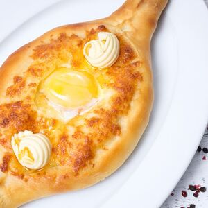 Хачапури по-аджарски