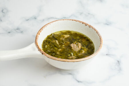 Чакапули из баранины с тархуном в горшочке