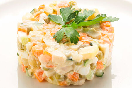 Салат оливье (Ланч)