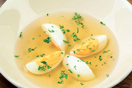 Куриный бульон с яйцом (Ланч)