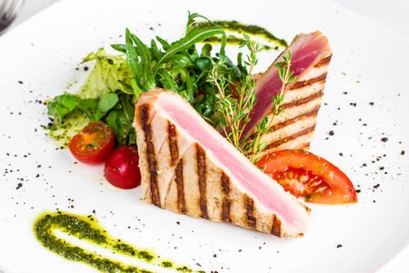 Тунец на гриле