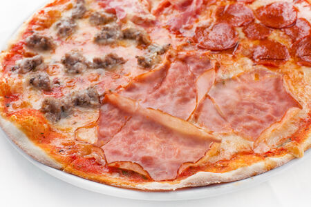 Пицца Кватро карни