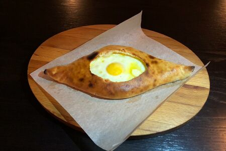 Хачапури по-аджарски