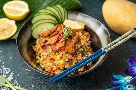 Жареный рис с бараниной